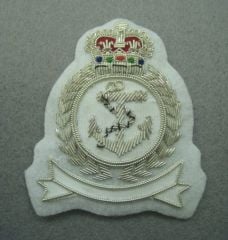 ÇAPALI TAÇ BLAZER ARMA (beyaz-gümüş)
